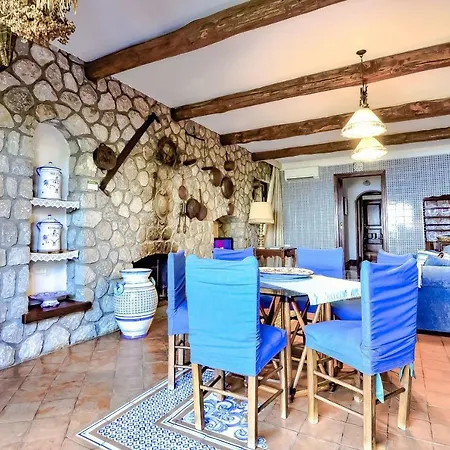 - Casa La Giuggiola Holiday home *